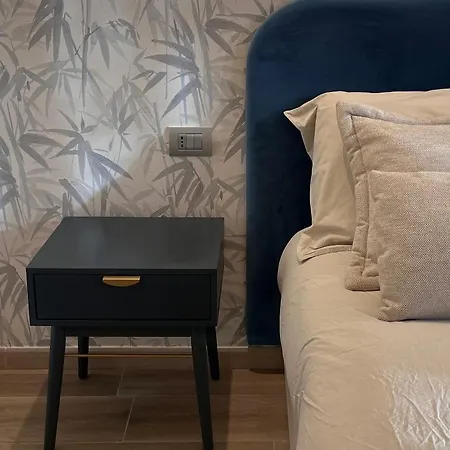Luxury 11 * Bari